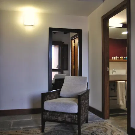 Rural El Mondalon Hotel 4*