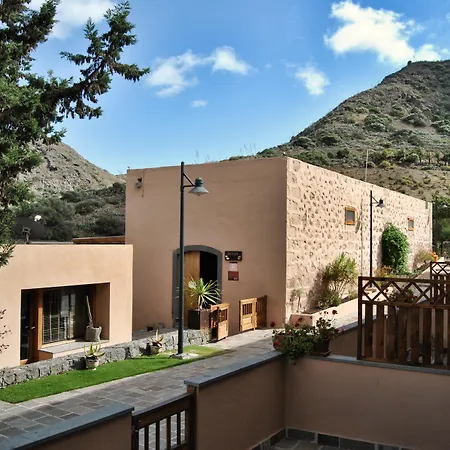 Rural El Mondalon Hotel
