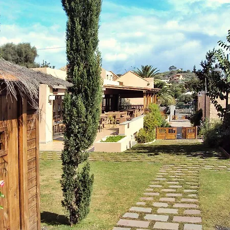 Hotel Rural El Mondalon 4*