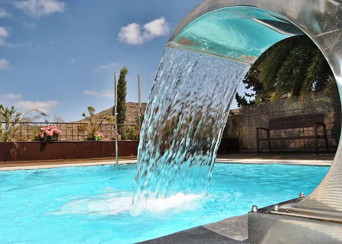 Hotel Rural El Mondalon 4*