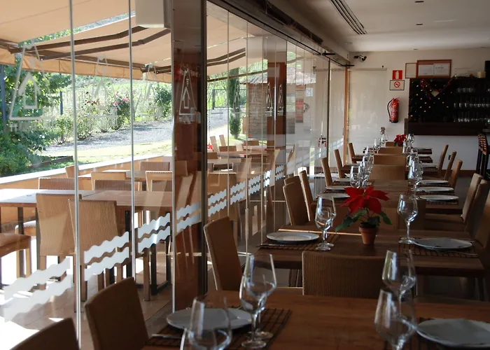 Rural El Mondalon Hotel