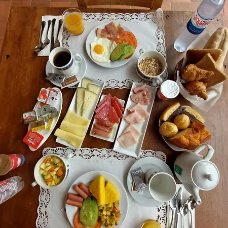 Rural El Mondalon Hotel 4*